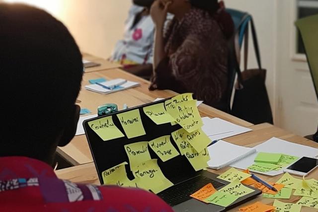 The art of on-the-go-debriefing in UX Research